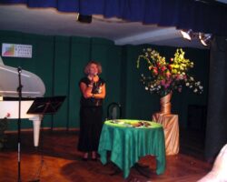 Spotkanie poetyckie z Teresą Kaczorowską, 28 czerwca 2009 (6/6)